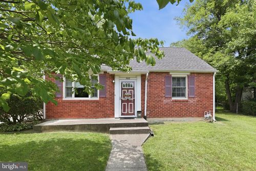 3002 Greenway Blvd, FALLS CHURCH, VA, 22042-1945 | Card Image