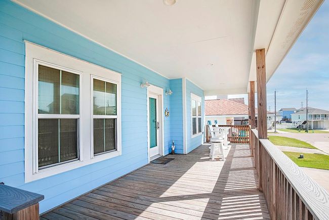 22310 Vista Del Mar, House other with 3 bedrooms, 2 bathrooms and null parking in Galveston TX | Image 13