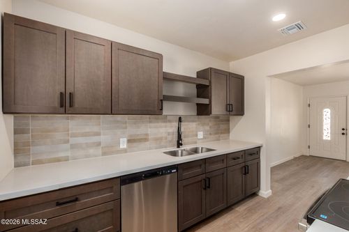 2932 N Castro Avenue, Tucson, AZ, 85705 | Card Image