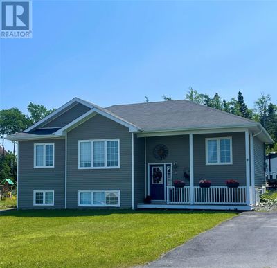 2 Sunset Dr, Home with 5 bedrooms, 3 bathrooms and null parking in Clarenville NL | Image 1