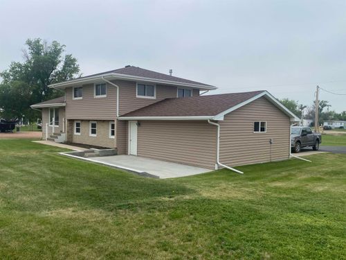 603 1st St E, Buffalo, SD, 57720-6011 | Card Image