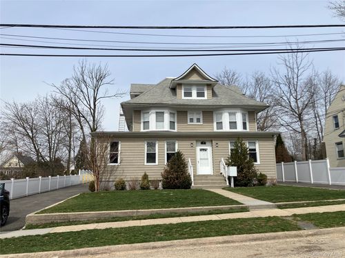 apt-2-7 Dewey St, Huntington, NY, 11743-7127 | Card Image