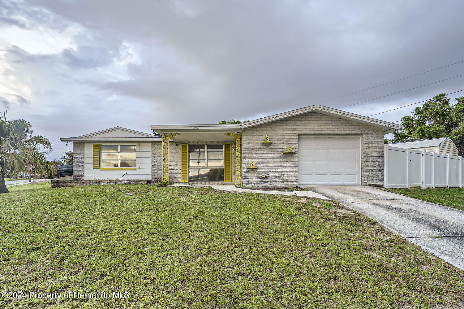 Celcus Dr, Holiday, FL 34690