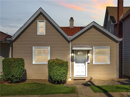 605 Pittsburgh St, East Mc Keesport, PA, 15035-1328 | Card Image