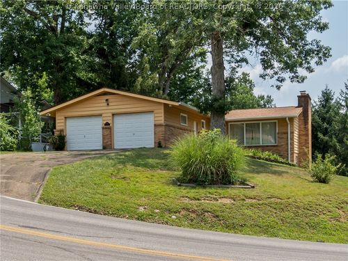 906 Wilkie Drive, Charleston, WV, 25314 | Card Image