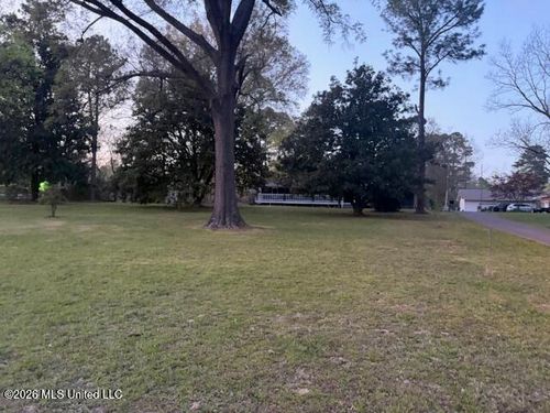 4096 Desoto Rd, Walls, MS, 38680-8996 | Card Image