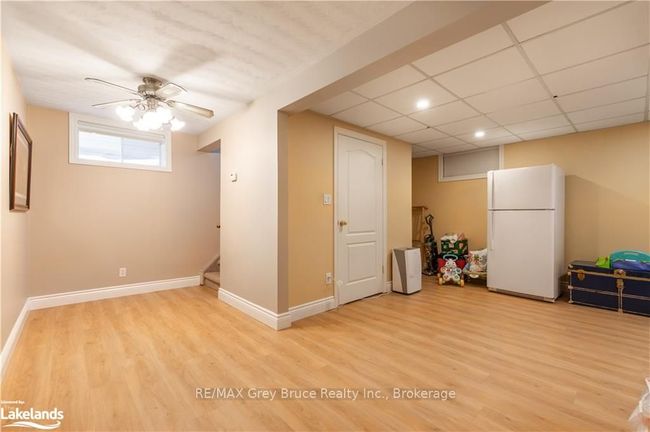 822797 Sideroad 1, House other with 3 bedrooms, 2 bathrooms and 6 parking in Chatsworth ON | Image 15