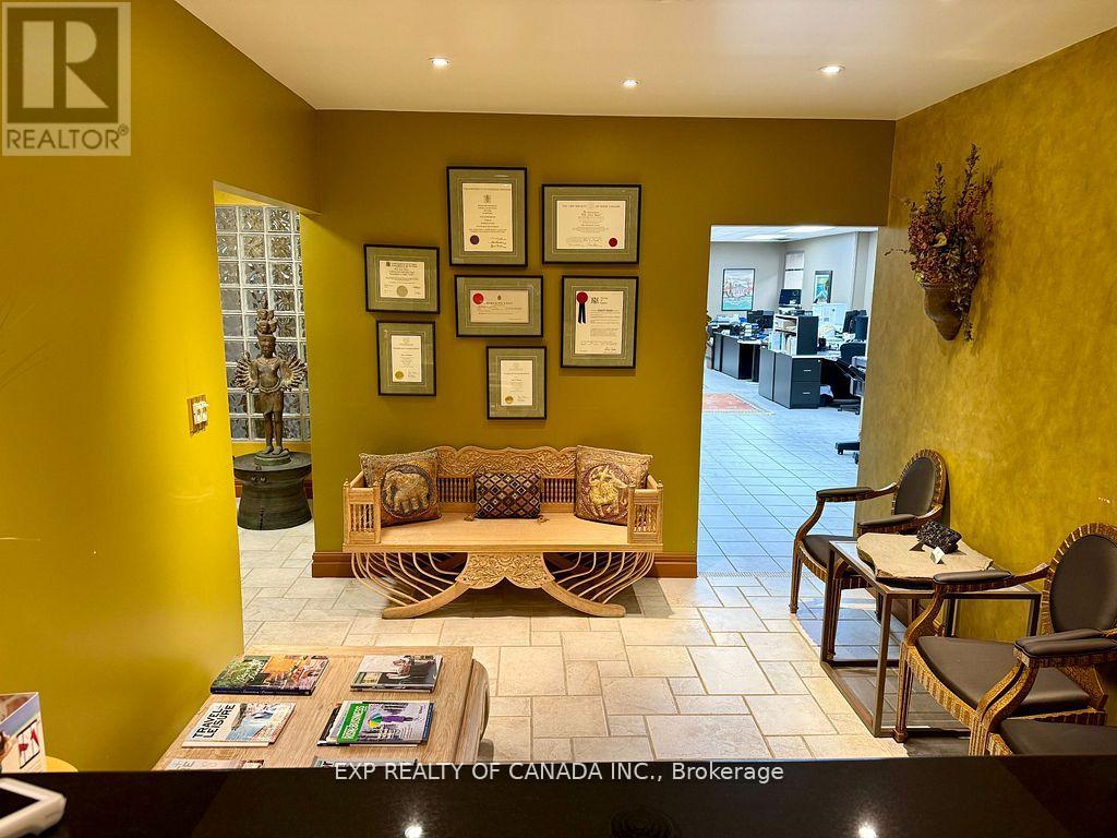 Commercial Sale in Timmins (TS - SE) 3