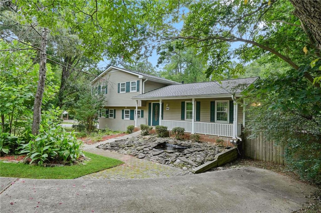 Highview Dr, Smyrna, GA 30082