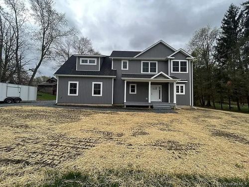 49 Kensington Ln, Poughkeepsie, NY, 12603-1225 | Card Image