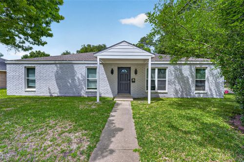 5822 Reamer St, Houston, TX, 77074-7632 | Card Image