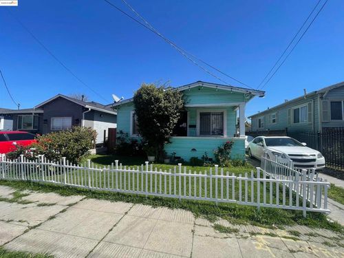 9430 C St, Oakland, CA, 94603-1336 | Card Image