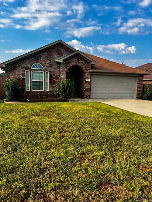 204 Cordoba Trl, Longview, TX, 75605-1222 | Card Image