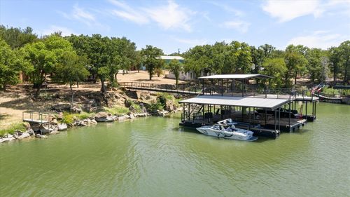 1516 N Lakeview Dr, Palo Pinto, TX, 76484-3951 | Card Image
