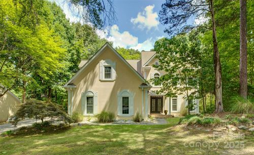 13-15608 Woodland Ridge Ln, Charlotte, NC, 28278-8899 | Card Image