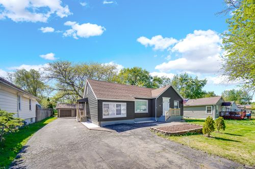 211 Independence Ave, Joliet, IL, 60433-1525 | Card Image