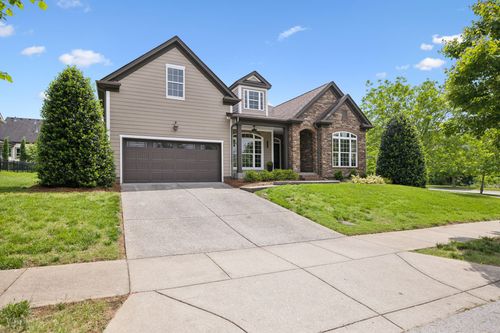 336 Alfred Ladd Rd E, Franklin, TN, 37064-8329 | Card Image