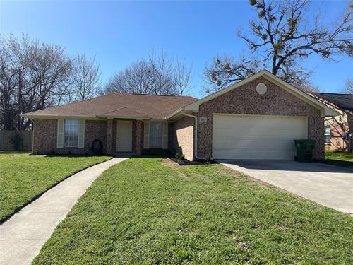 605 N Avenue D, Springtown, TX, 76082-2213 | Card Image