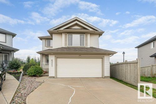 6227 5 Ave Sw, Edmonton, AB, T6X0E8 | Card Image