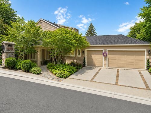 221 Sw Moonridge Pl, Portland, OR, 97225-6467 | Card Image
