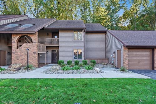 4458 Willow Creek Drive Se, Howland, OH, 44484 | Card Image