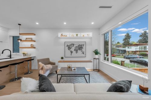 2715 Cheyenne Ave, Vancouver, BC, V5R4R5 | Card Image