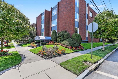 203-30 Blackstone Blvd, Providence, RI, 02906-5445 | Card Image