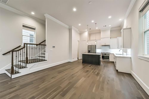 5308 S Capitol St, Houston, TX, 77023-1364 | Card Image