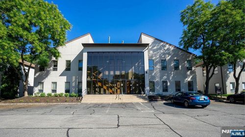 115 Us Highway 46, Mountain Lakes, NJ, 07046-1668 | Card Image