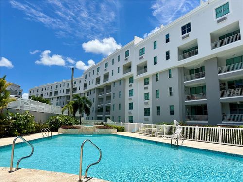 ph4-PALMARES De Monteverde, San Juan, PR, 00926 | Card Image