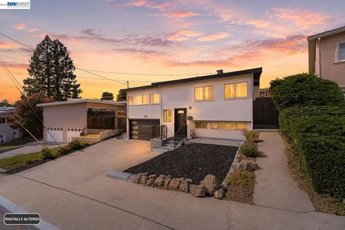 5034 Rahlves Dr, Castro Valley, CA, 94546-2554 | Card Image