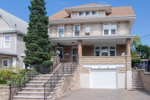 17 Lake Ave, Yonkers, NY, 10703-2604 | Card Image