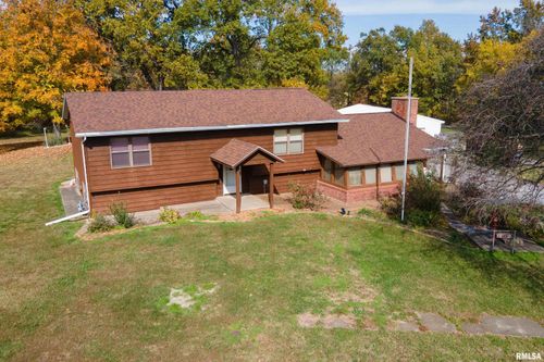 402 Main St, Broughton, IL, 62817-1014 | Card Image