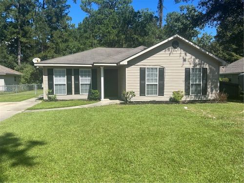 735 Nancy St, Mandeville, LA, 70448-2331 | Card Image
