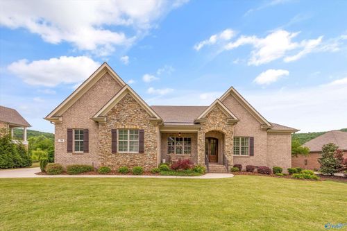 78 Mcmullen Ln Se, Gurley, AL, 35748-8001 | Card Image