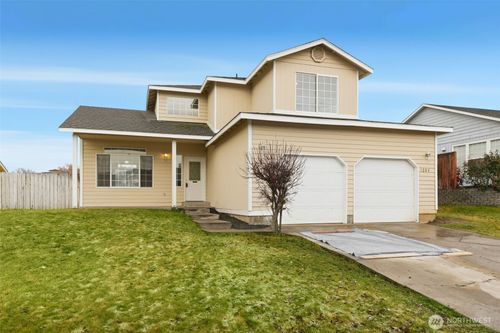 1204 W Home Avenue, Selah, WA, 98942 | Card Image