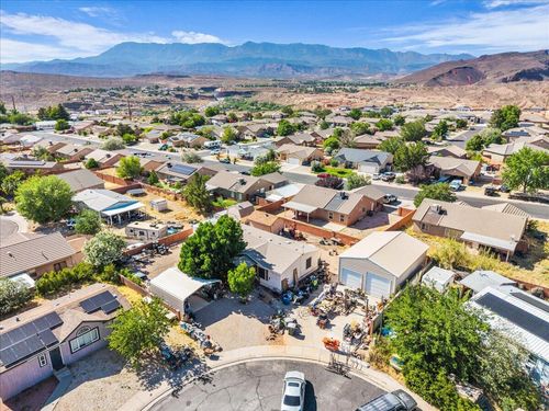 627 N 125 E, La Verkin, UT, 84745-5128 | Card Image