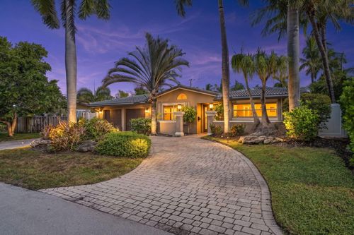 2729 Ne 30th St, Lighthouse Point, FL, 33064-8522 | Card Image