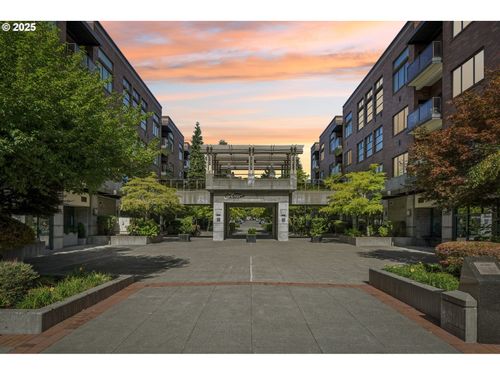 206-300 W 8th St, Vancouver, WA, 98660-3435 | Card Image