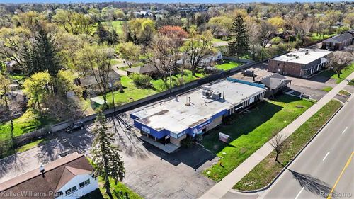 30000 Orchard Lake Rd, Farmington Hills, MI, 48334-2268 | Card Image
