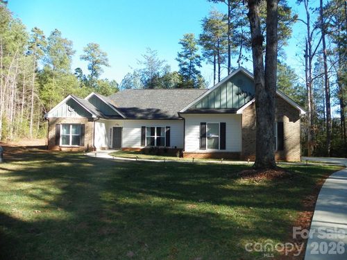 128 Summer Lake Dr, New London, NC, 28127-7102 | Card Image