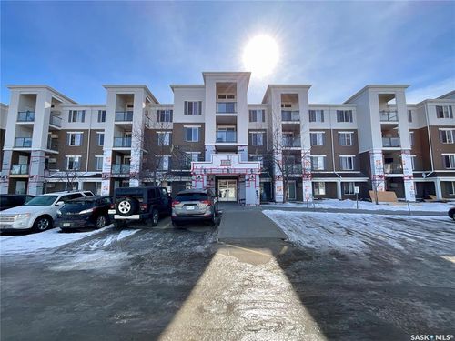 400e-1300 Stockton Street N, Regina, SK, S4X0G1 | Card Image