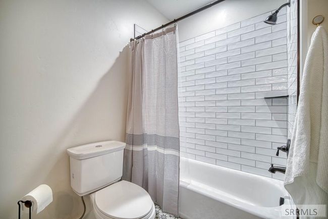 6353 E Tower Castle Loop, House other with 5 bedrooms, 3 bathrooms and 3 parking in Ammon ID | Image 60