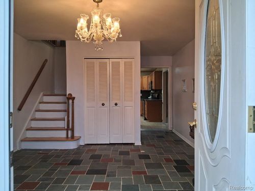 12759 Joseph Dr, Grand Blanc, MI, 48439-1563 | Card Image