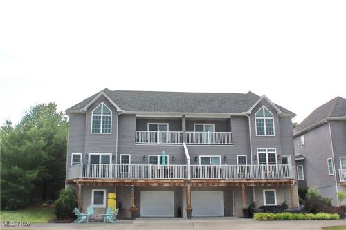 1939 Craig Dr, Lake Milton, OH, 44429-9674 | Card Image