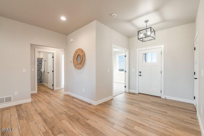 2020 Prairie Hawk Dr, Townhouse with 3 bedrooms, 2 bathrooms and null parking in Bismarck ND | Image 16