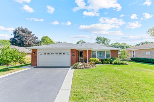 909 S We Go Trl, Mount Prospect, IL, 60056-4134 | Card Image