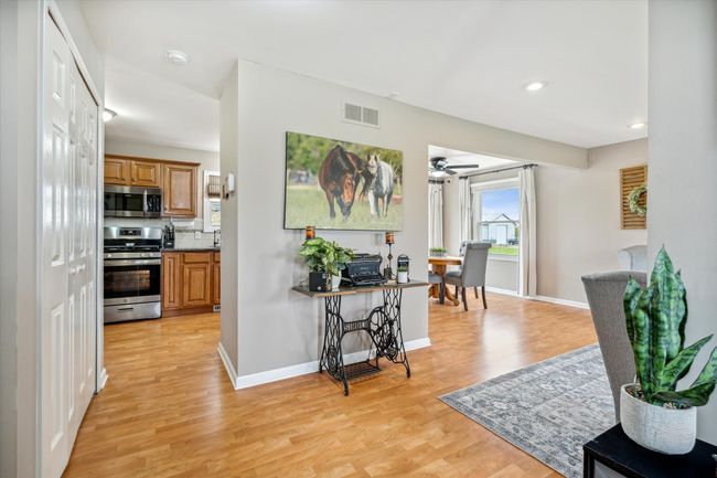 Foyer | Image 7