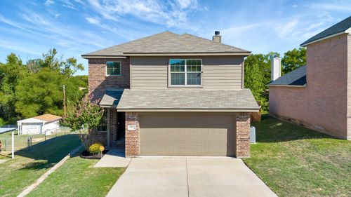 6452 Canyon Trl, Lake Worth, TX, 76135-2310 | Card Image