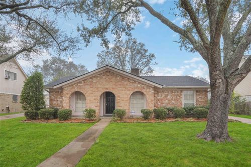 9871 Sageaspen Ln, Houston, TX, 77089-3519 | Card Image